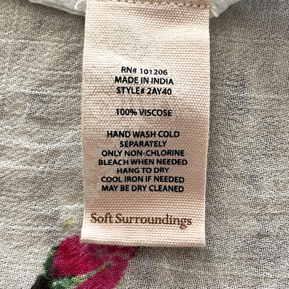 SOFT SURROUNDINGS Size Large Sheer Green Pink Floral Embroidered Open Duster - Picture 7 of 9